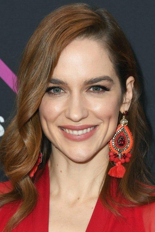 Melanie Scrofano fotoğrafı