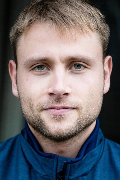 Max Riemelt fotoğrafı