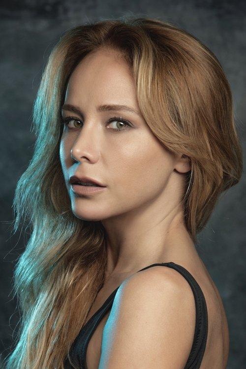 Burçin Terzioğlu fotoğrafı