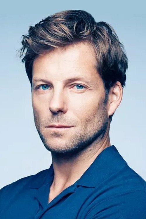 Jamie Bamber fotoğrafı