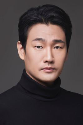 Jung Jin-woo fotoğrafı