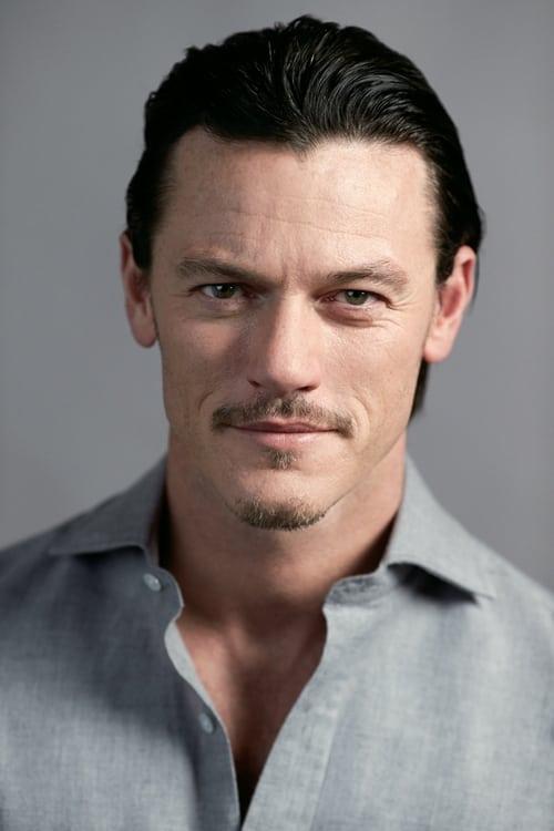 Luke Evans fotoğrafı