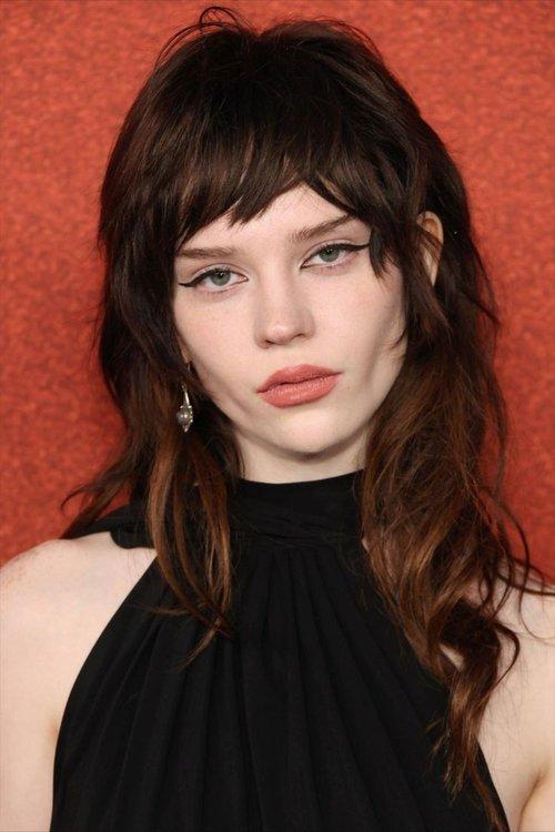 Sophie Thatcher fotoğrafı