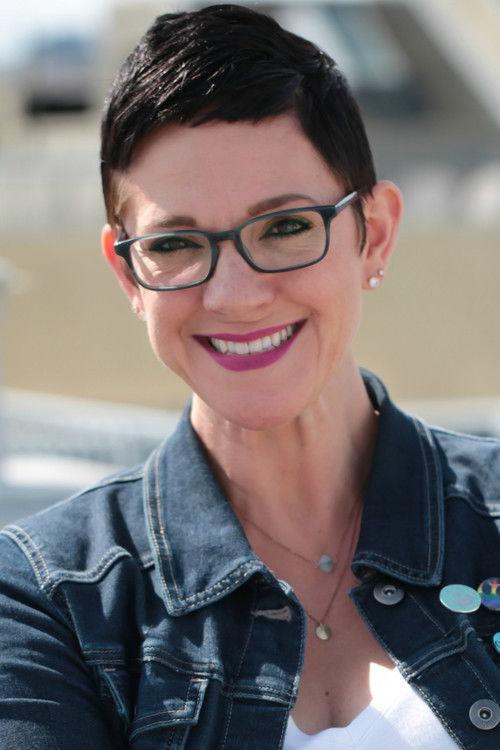 Annalise Ophelian fotoğrafı