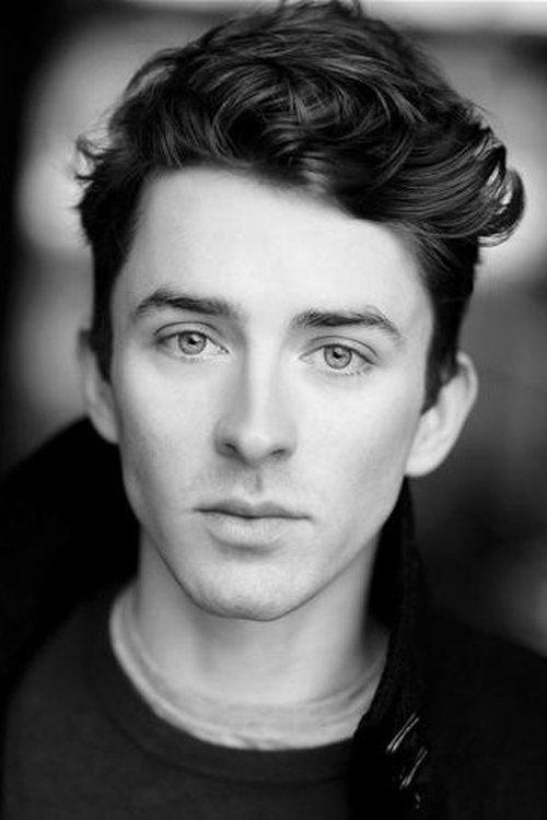 Matthew Beard fotoğrafı