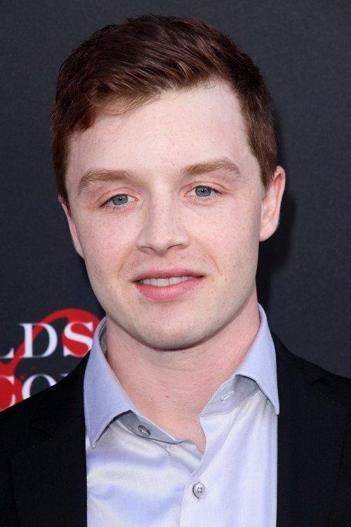 Noel Fisher fotoğrafı