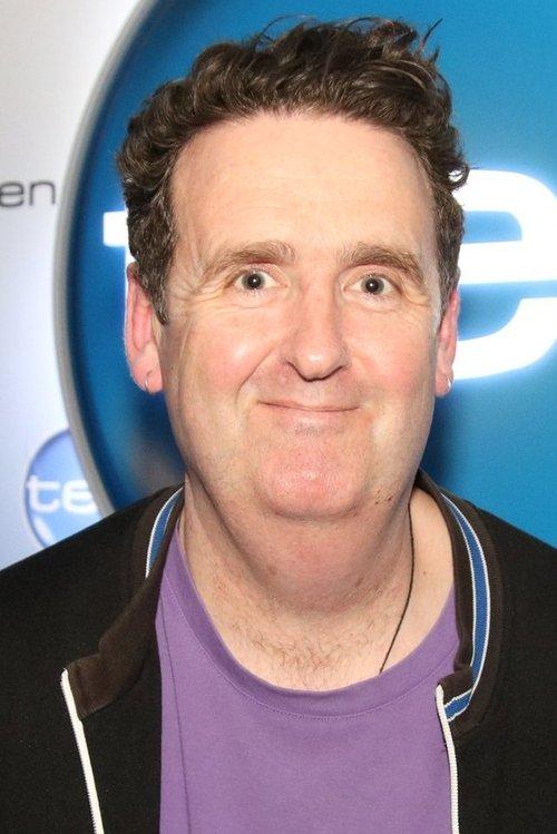 Alan Brough fotoğrafı