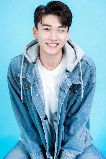 Kang Han-byul fotoğrafı