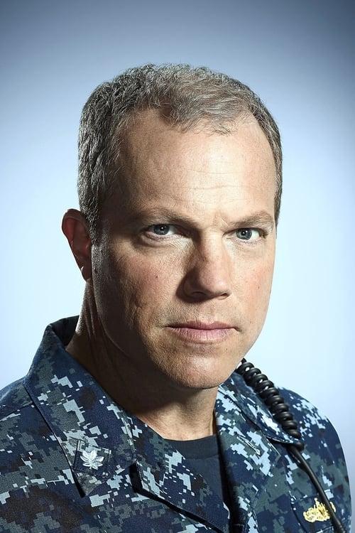 Adam Baldwin fotoğrafı