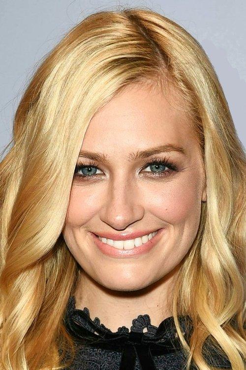 Beth Behrs fotoğrafı