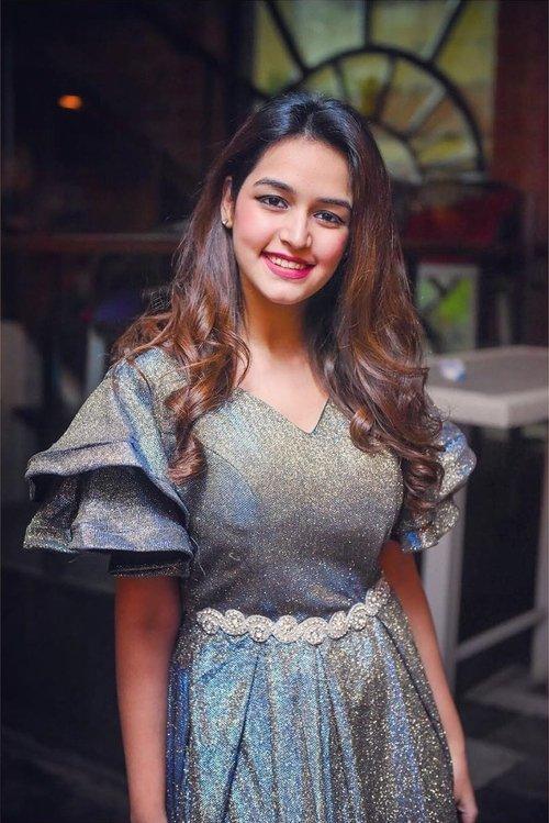 Sunakshi Grover fotoğrafı