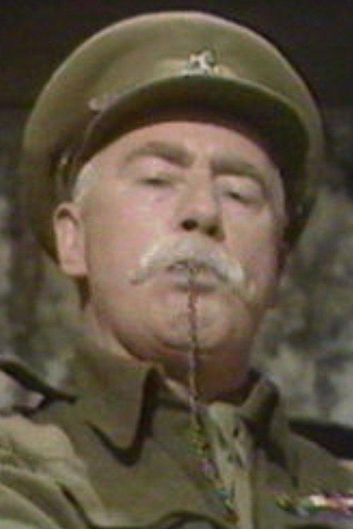 Geoffrey Lumsden fotoğrafı