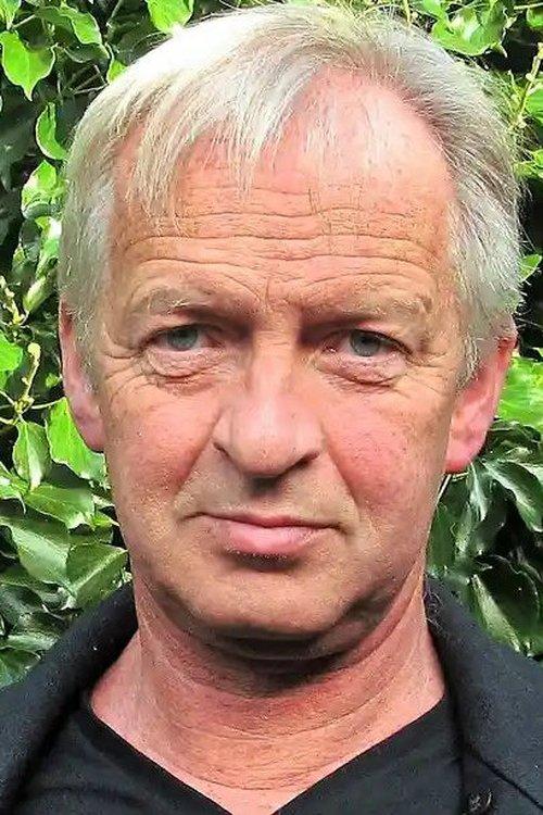 Arthur Riordan fotoğrafı