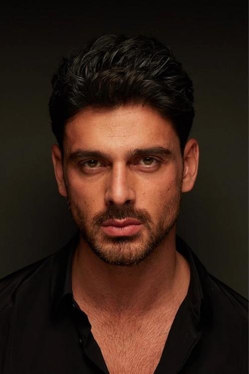 Michele Morrone fotoğrafı