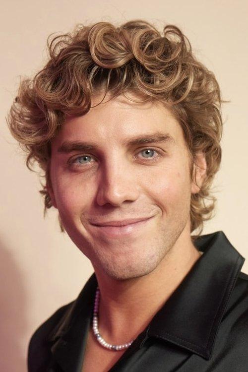Lukas Gage fotoğrafı