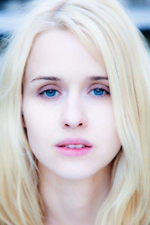 Lisa Henni fotoğrafı