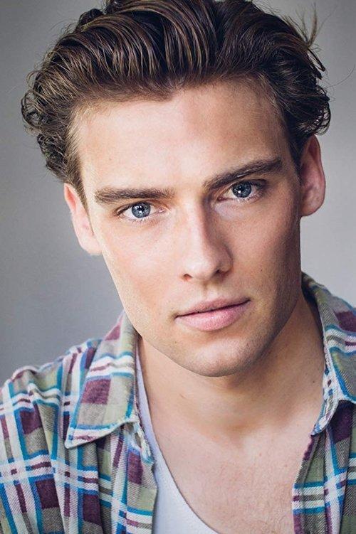 Jarred Blakiston fotoğrafı