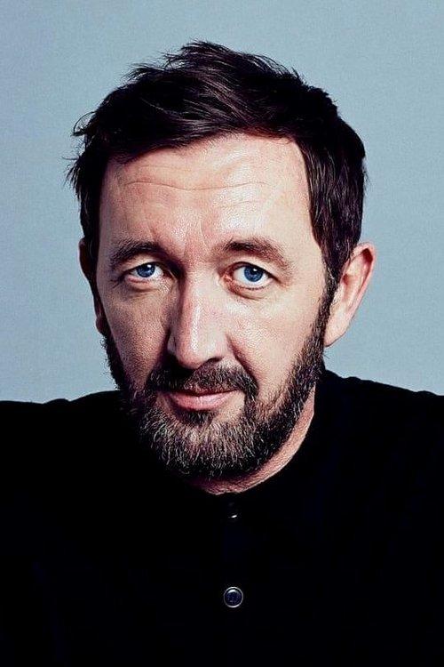 Ralph Ineson fotoğrafı