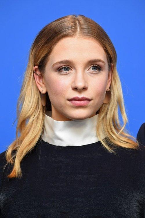 Lena Klenke fotoğrafı