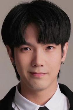 Jakapan Puttha fotoğrafı