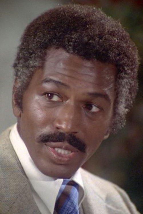 Hari Rhodes fotoğrafı