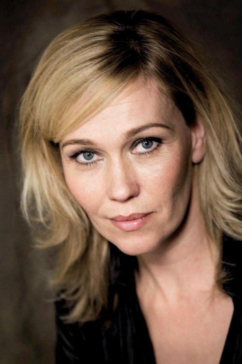 Outi Mäenpää fotoğrafı