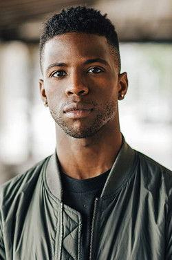 Ade Chike Torbert fotoğrafı