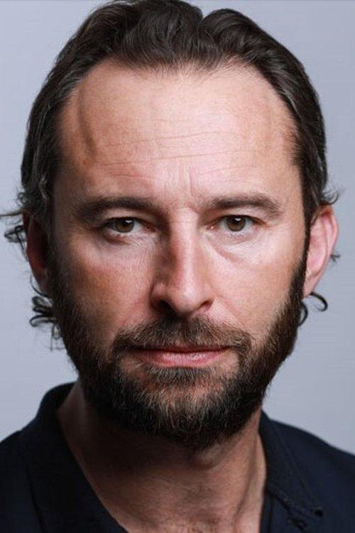 Alun Raglan fotoğrafı