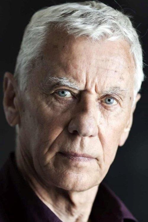 Paul Hüttel fotoğrafı