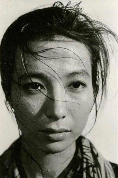 Michiyo Aratama fotoğrafı