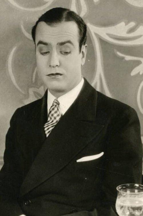 John Patrick fotoğrafı