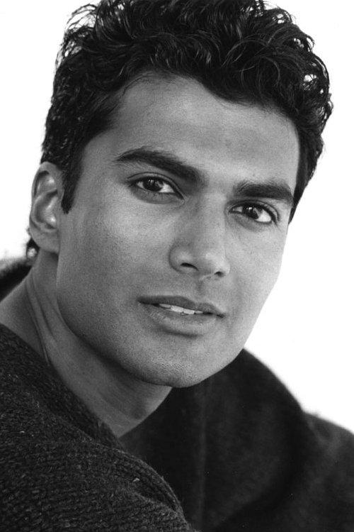 Sendhil Ramamurthy fotoğrafı