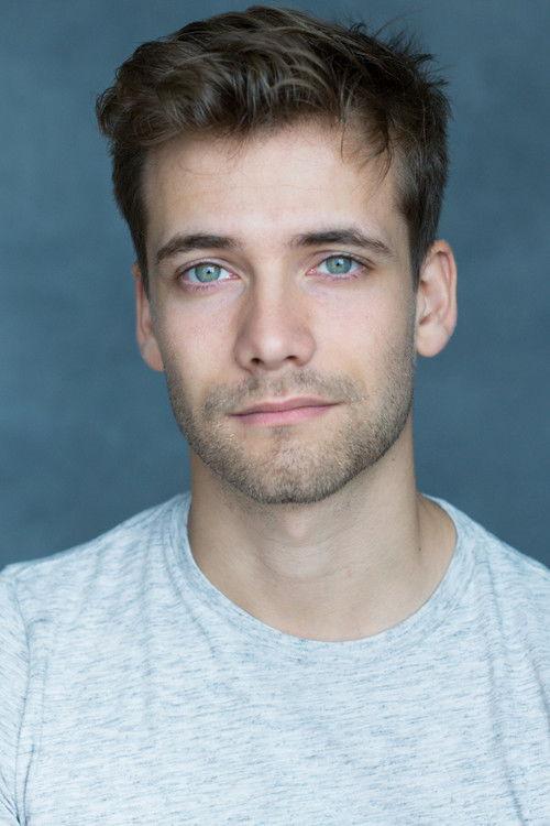 Oliver Dench fotoğrafı