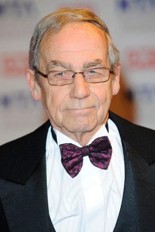 Geoffrey Hutchings fotoğrafı