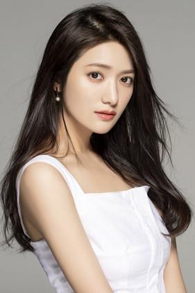 Huang Yizi fotoğrafı