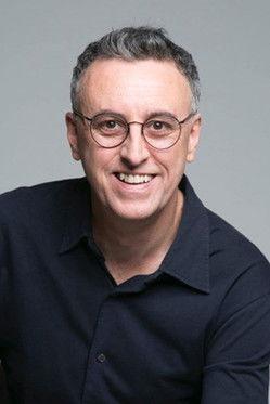 Tony Martin fotoğrafı