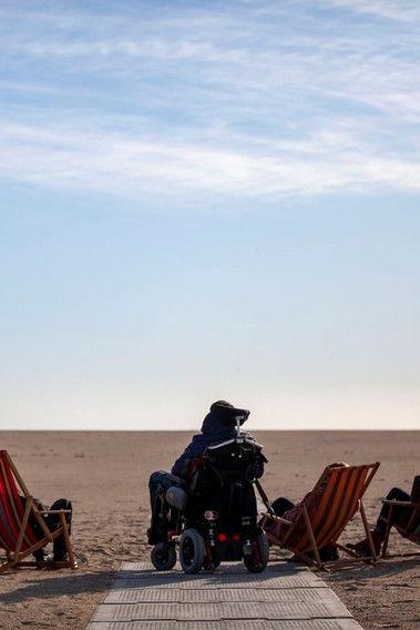 Taboe internationaal dizi afişi