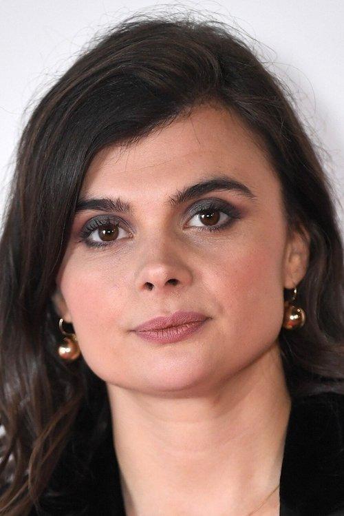 Gwyneth Keyworth fotoğrafı