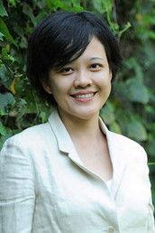 Mouly Surya fotoğrafı