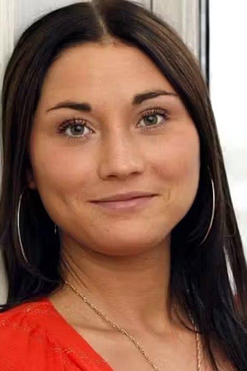 Stephanie Leon fotoğrafı