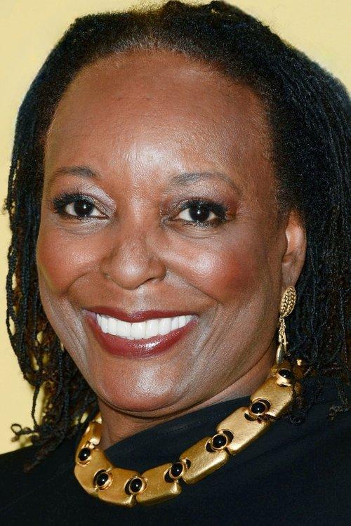 L. Scott Caldwell fotoğrafı