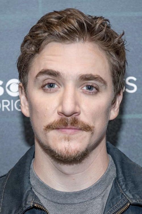 Kyle Gallner fotoğrafı