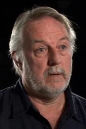 Roger Murray-Leach fotoğrafı