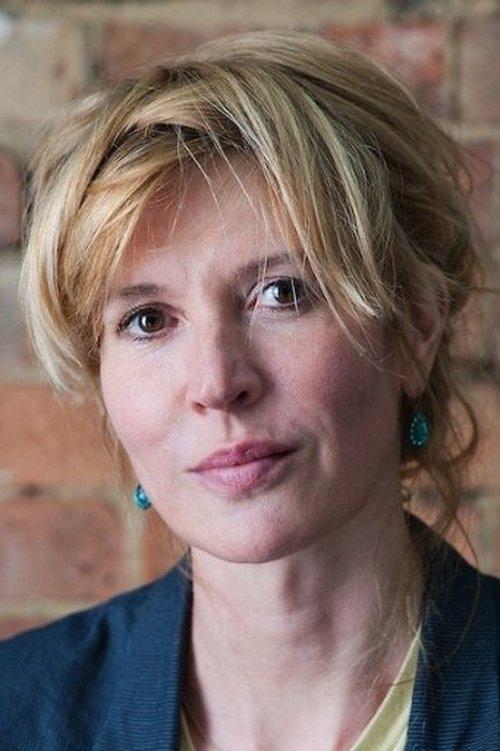 Julia Davis fotoğrafı