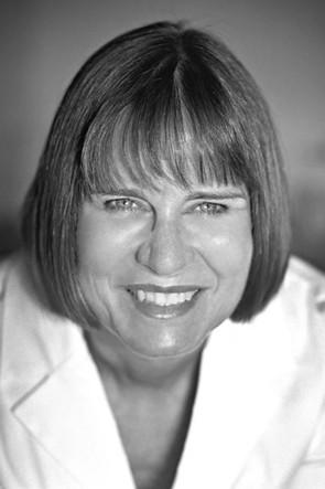 Jeannine Oppewall fotoğrafı