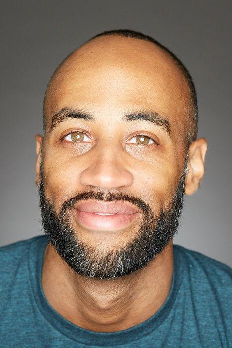 Mike Brown fotoğrafı