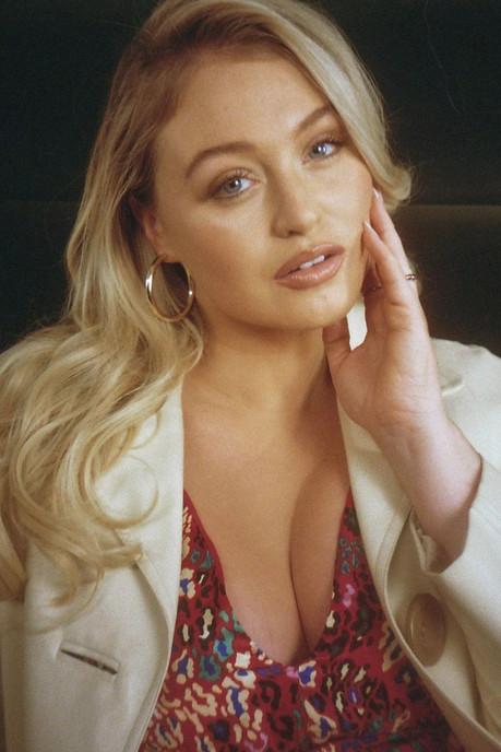 Iskra Lawrence fotoğrafı