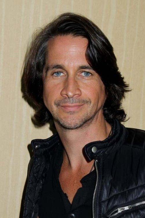 Michael Easton fotoğrafı