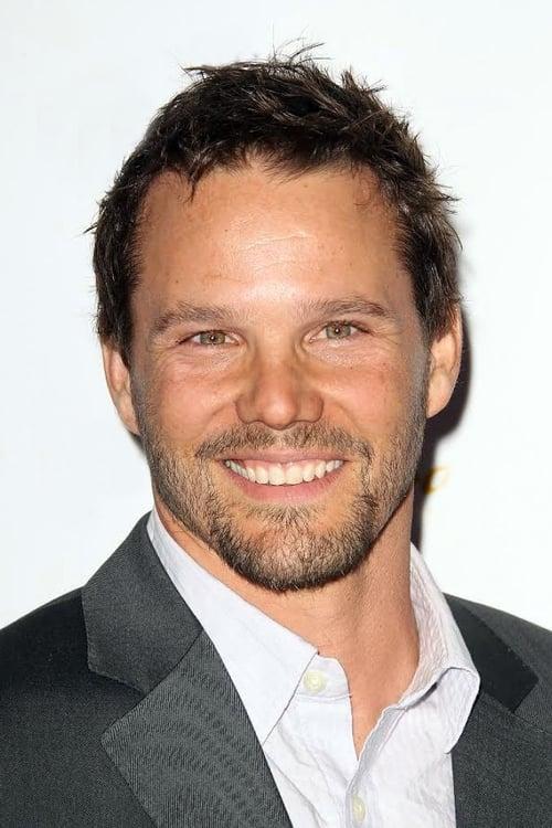 Dylan Bruno fotoğrafı