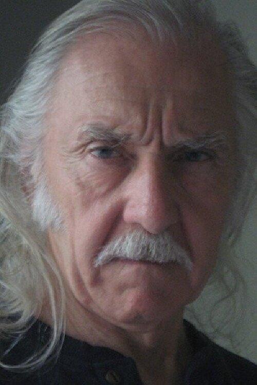 George Innes fotoğrafı